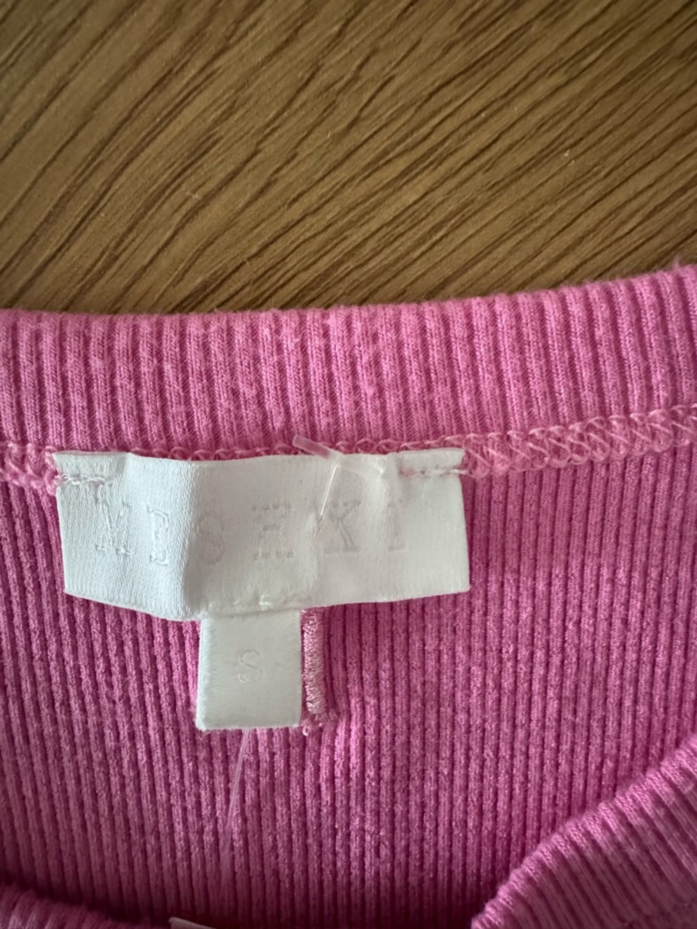 Meshki Pink Ribbed Crewneck Tank Top - Picture 3 of 3